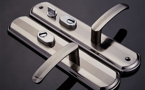 天津開(kāi)鎖-換防盜門(mén)鎖芯